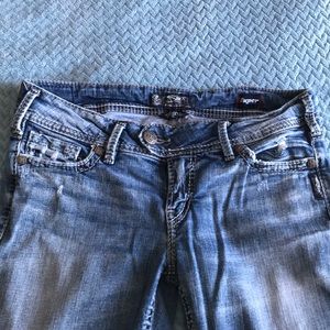 Silver jeans - Tuesday low rise boot cut